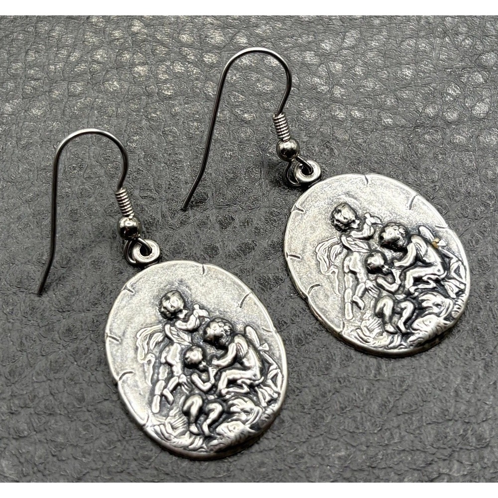 Vintage Art Nouveau Style Cherub Angels Oval Medal Pendant Earrings Silver Tone